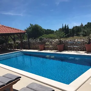 Dalmatina , Zaton (Zadar) Chorvatsko